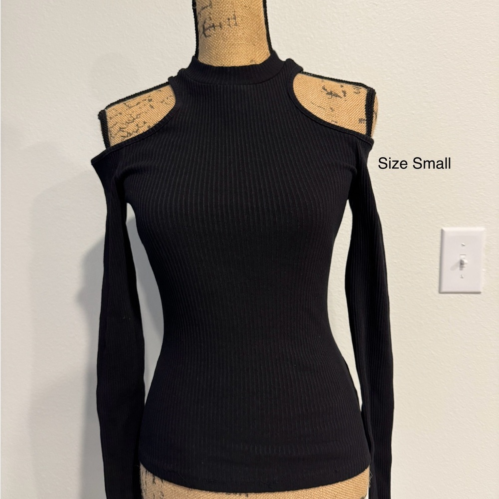 Black Cold Shoulder Ribbed Top